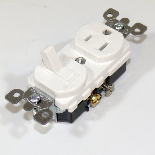 LEVITON INTERRUPTOR COMBINADO 5225-W BLANCO 15A