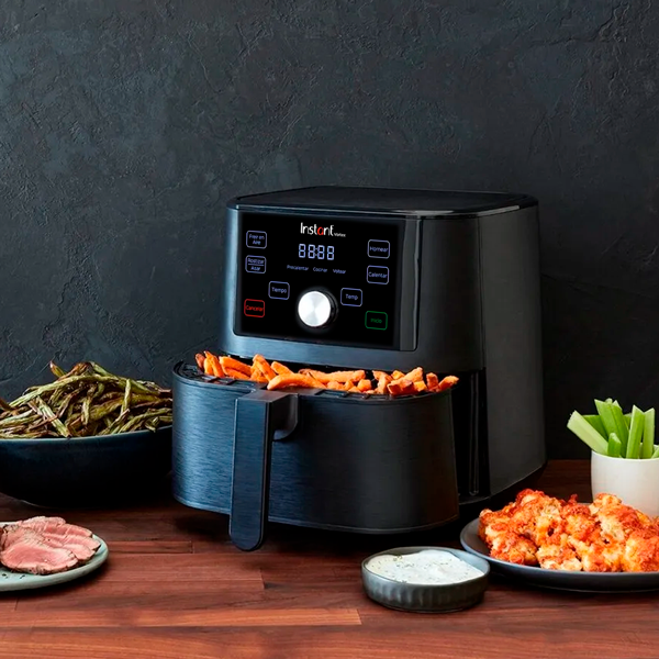 Air Fryerr Instant Vortex 6qt. 120 v