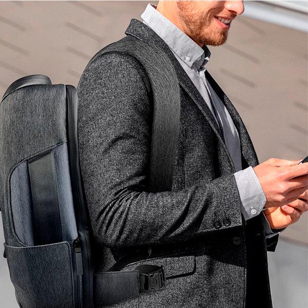 Klip Mochila 15.6" Knb-901GB Multiples Compartimientos Gris