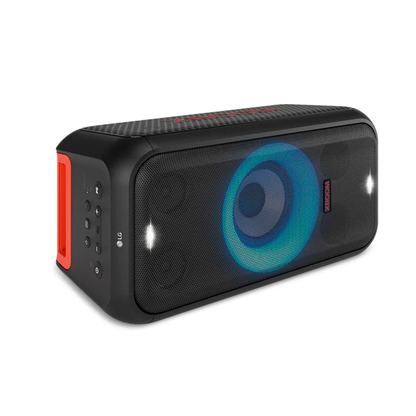 Bocina Portátil XL5S LG, 200W, Resiste salpicaduras, 12 hrs de batería