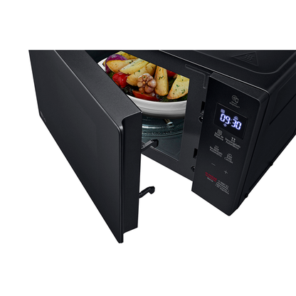 Microondas 0.7pc LG MS2032GAS Inverter Neochef, 700W color negro.