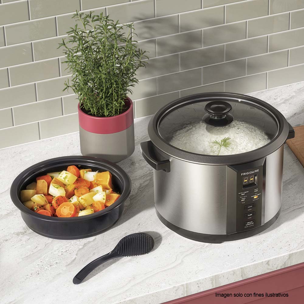 Olla arrocera FEC20 Frigidaire 11 tazas, con temporizador, display digital