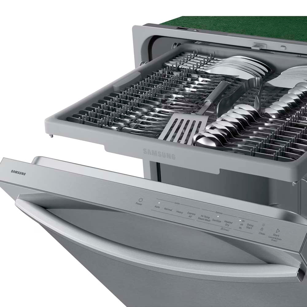 Lavaplatos empotrable de 24" DW80CG4051SRAA Samsung Sistema de secado AutoRelease.