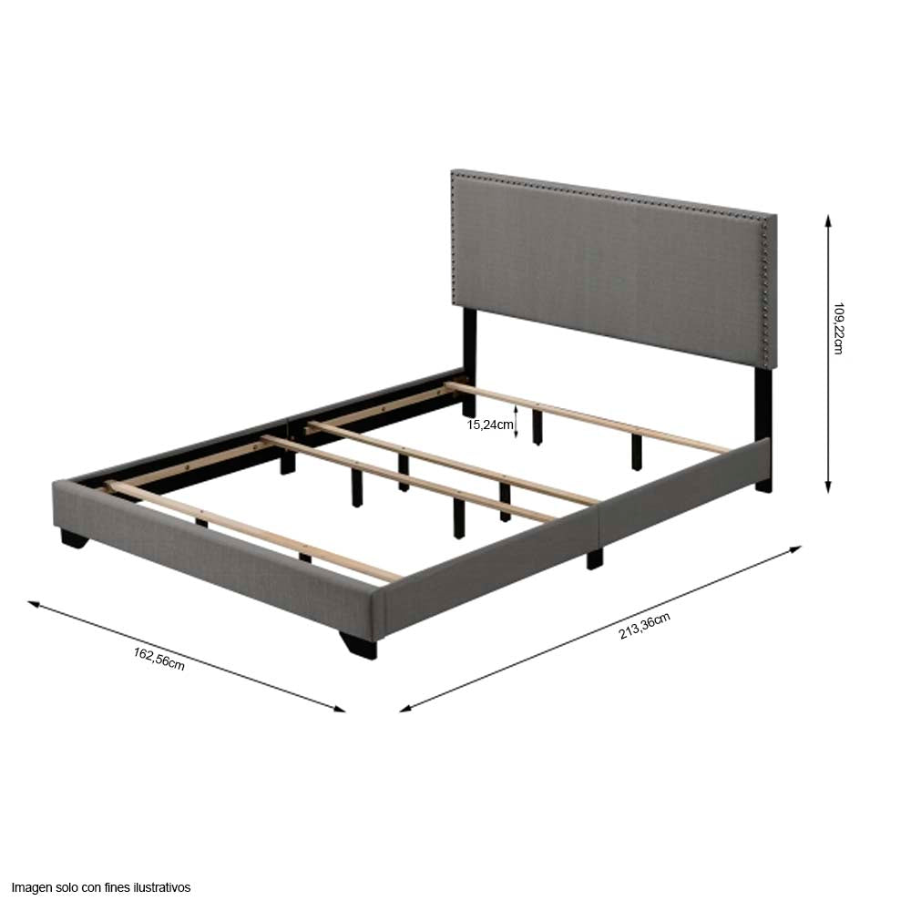 Cama Queen LEANDROS ribete de clavos en gris claro en borde de cabecero