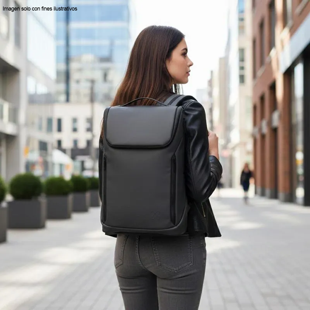 Mochila para laptop 15,6” y Tablet hasta 13” KNB-905BK Klip, Color negro