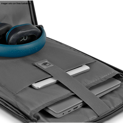 Mochila para laptop 15,6” y Tablet hasta 13” KNB-905BK Klip, Color negro