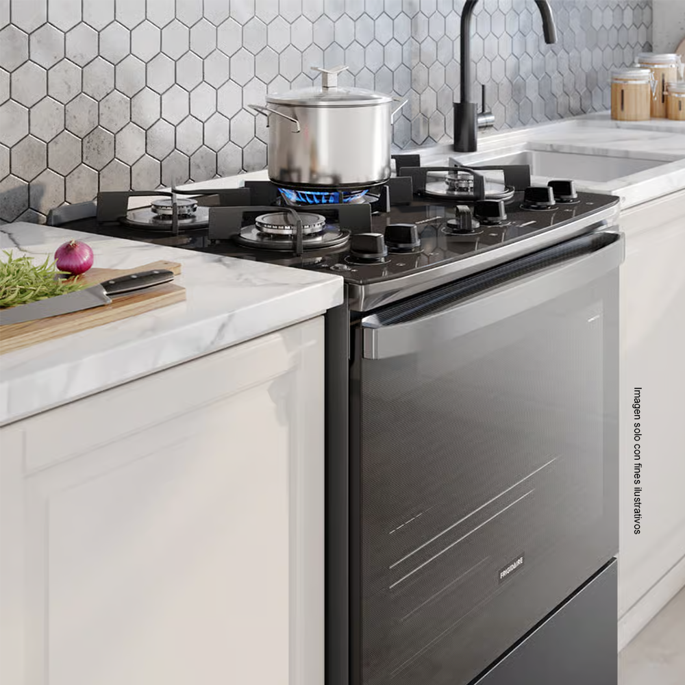 Estufa a Gas 30" FKGO30Z5BZB, mesa de vidrio templado, 5 quemadores (1 triple llama) Frigidaire.