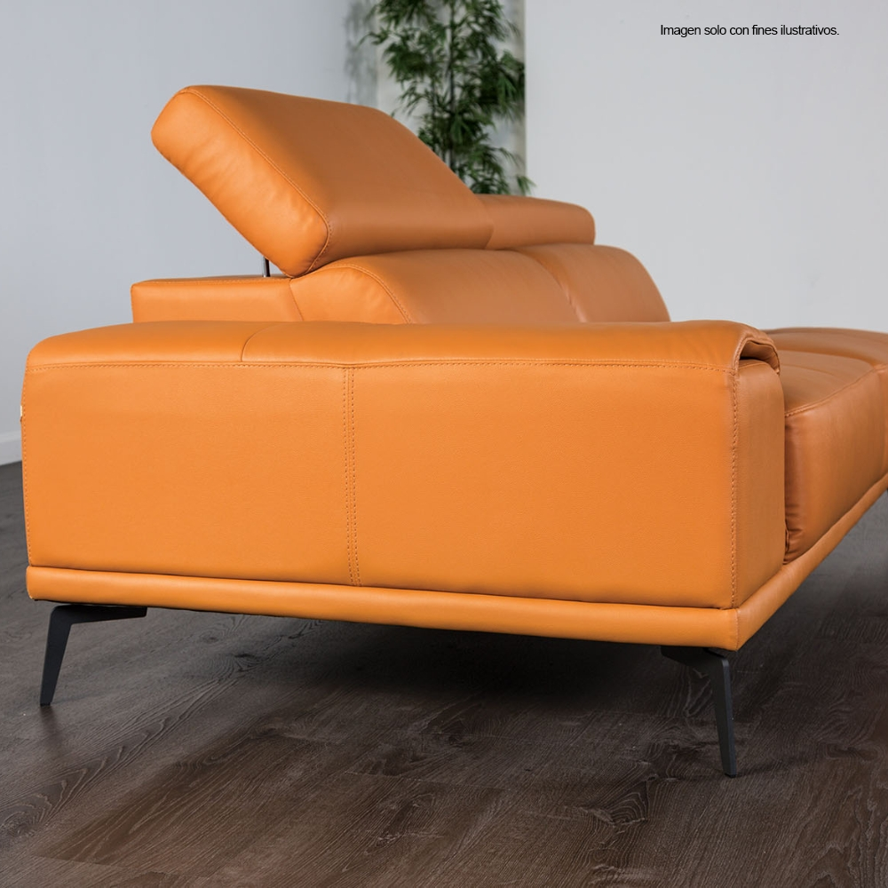 Sofá Chaise modelo Brisa FM69005LB-RCE/LLV, color naranja 100% cuero. Chaise lado izquierdo.